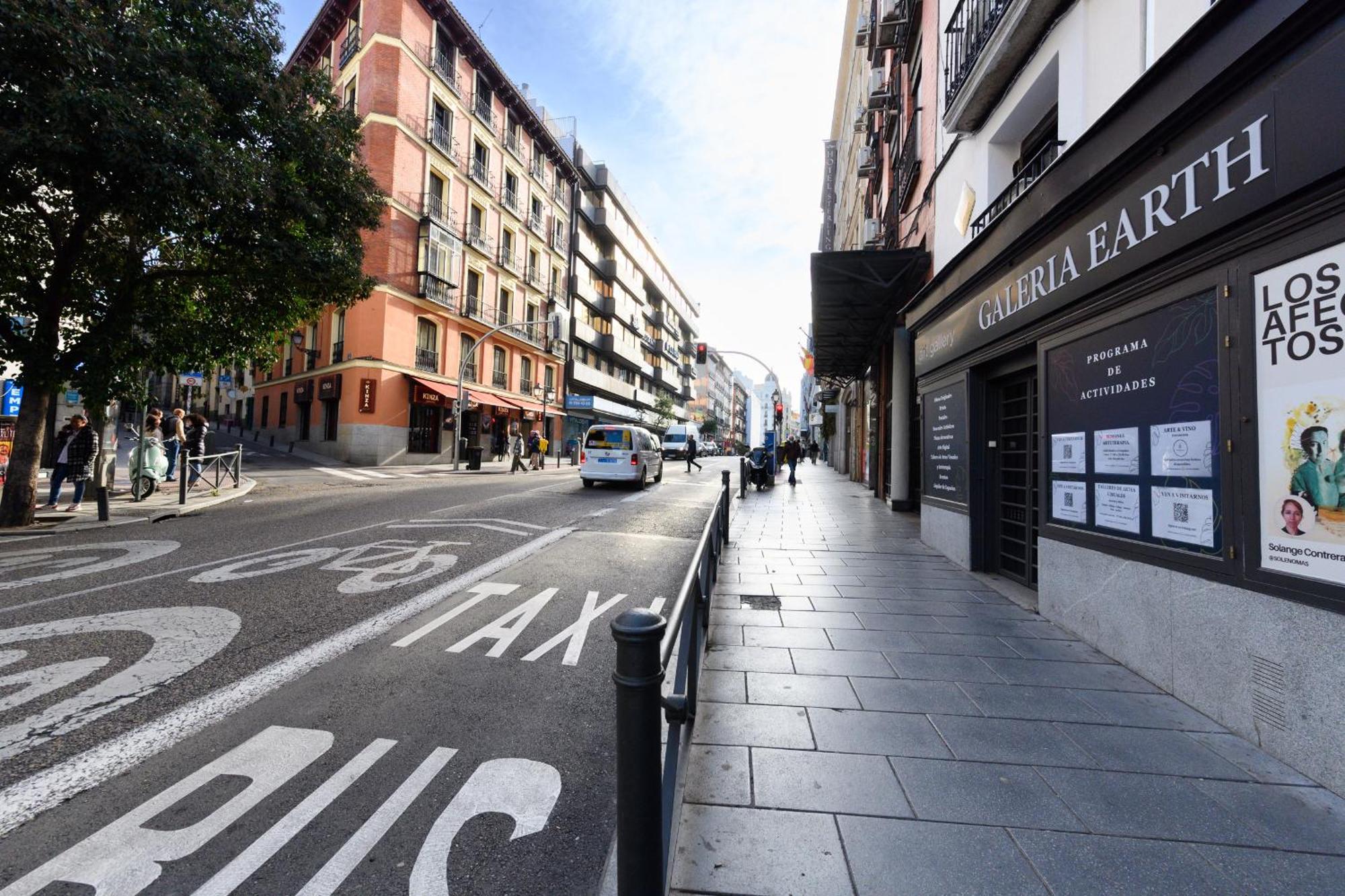 For You Rentals Elegancia Y Funcionalidad En San Bernardo Piso Con Banos En Suite Temporal Sbe351C, Madrid